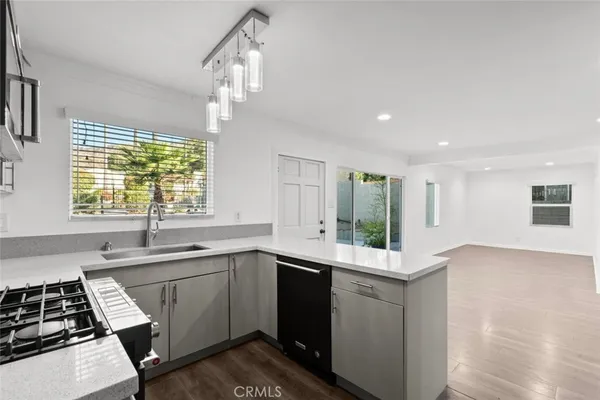 $4,150 | 408 Spencer Street, Unit A, Glendale, CA 91202