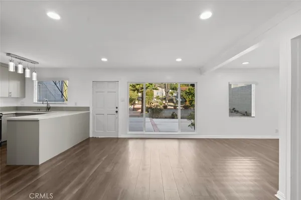 $4,150 | 408 Spencer Street, Unit A, Glendale, CA 91202