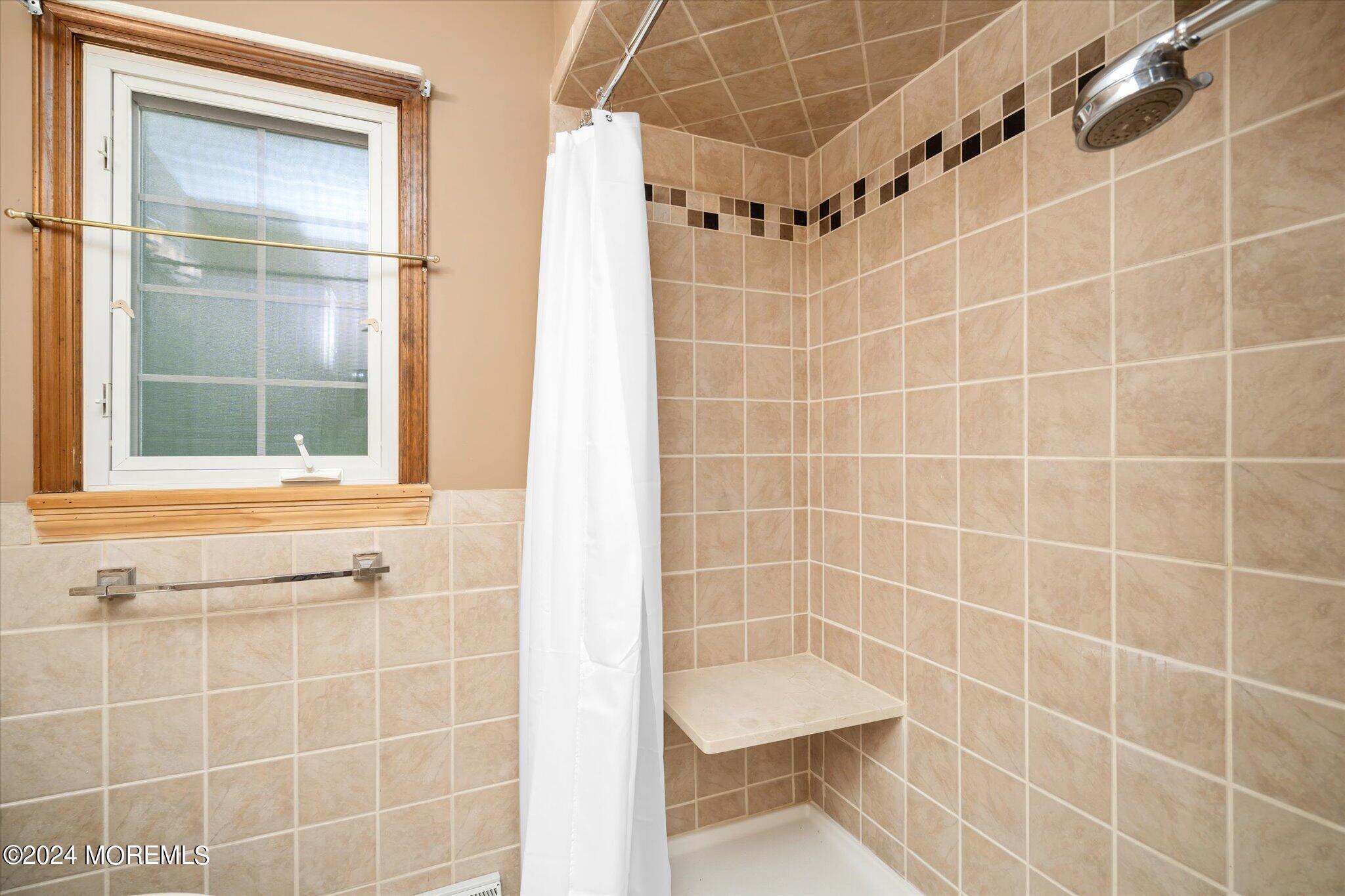 3720 River Road Point Pleasant, NJ 08742 - Photo 16 of 28 21-3720_River_Rd-21