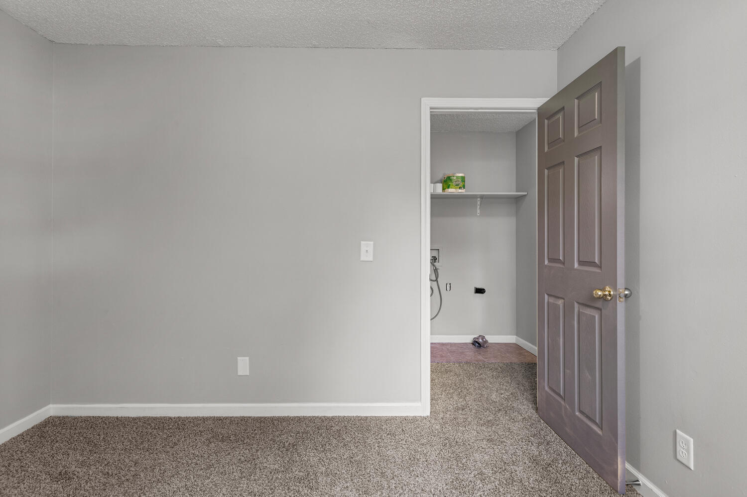 3214 York Drive Champaign, IL 61821 - Photo 20 of 27 a view of an empty room
