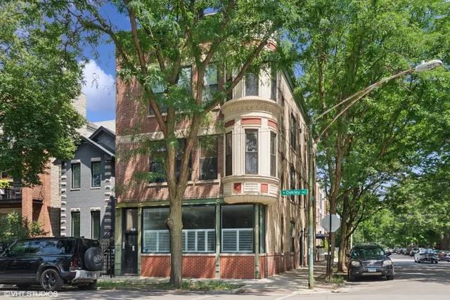 $284,000 | 2329 North Oakley Avenue, Unit 3E, Chicago, IL 60647