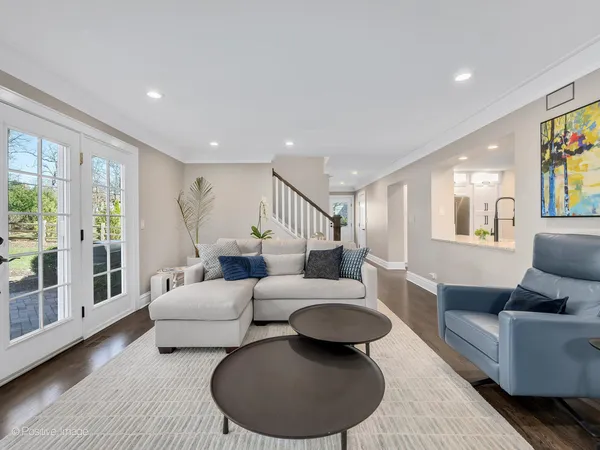 $1,225,000 | 411 West Birchwood Road, Hinsdale, IL 60521