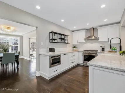 $1,225,000 | 411 West Birchwood Road, Hinsdale, IL 60521