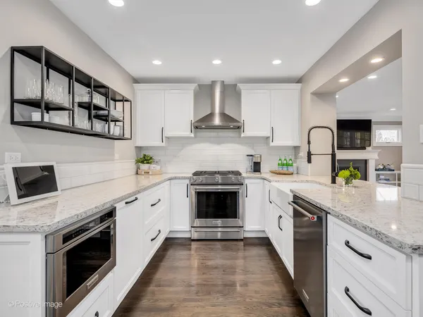 $1,225,000 | 411 West Birchwood Road, Hinsdale, IL 60521