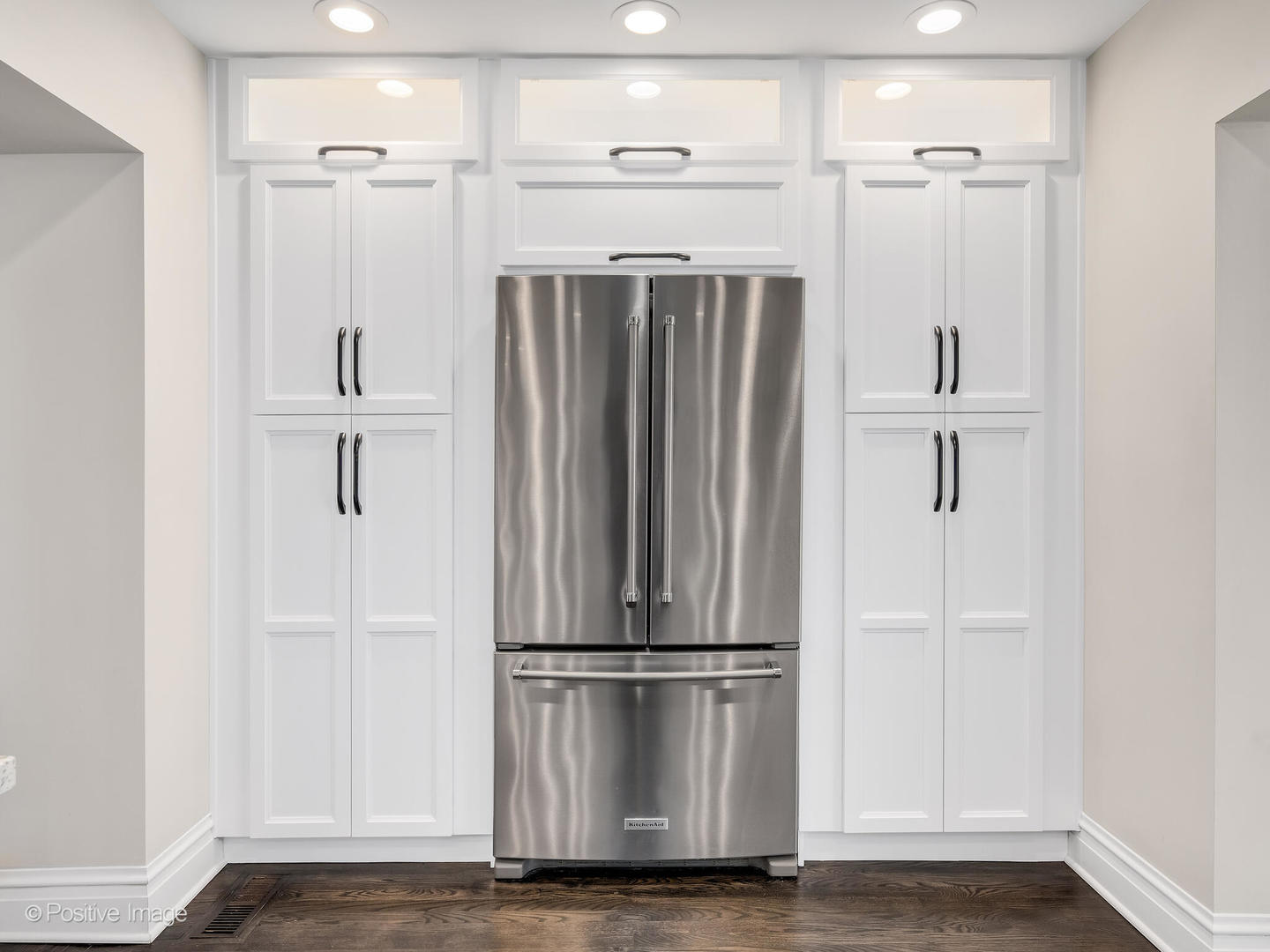 411 West Birchwood Road Hinsdale, IL 60521 - Photo 8 of 37