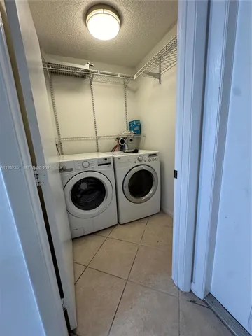 $4,100 | 327 Northwest 159th Avenue, Pembroke Pines, FL 33028