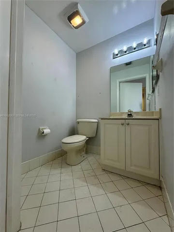 $4,100 | 327 Northwest 159th Avenue, Pembroke Pines, FL 33028