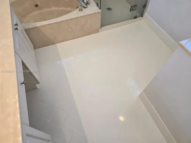 $4,100 | 327 Northwest 159th Avenue, Pembroke Pines, FL 33028