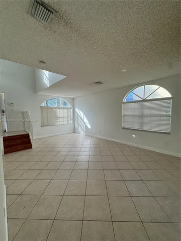 $4,100 | 327 Northwest 159th Avenue, Pembroke Pines, FL 33028