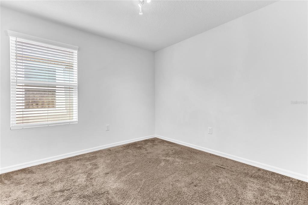 2274 Centerra Loop Kissimmee, FL 34741 - Photo 18 of 37