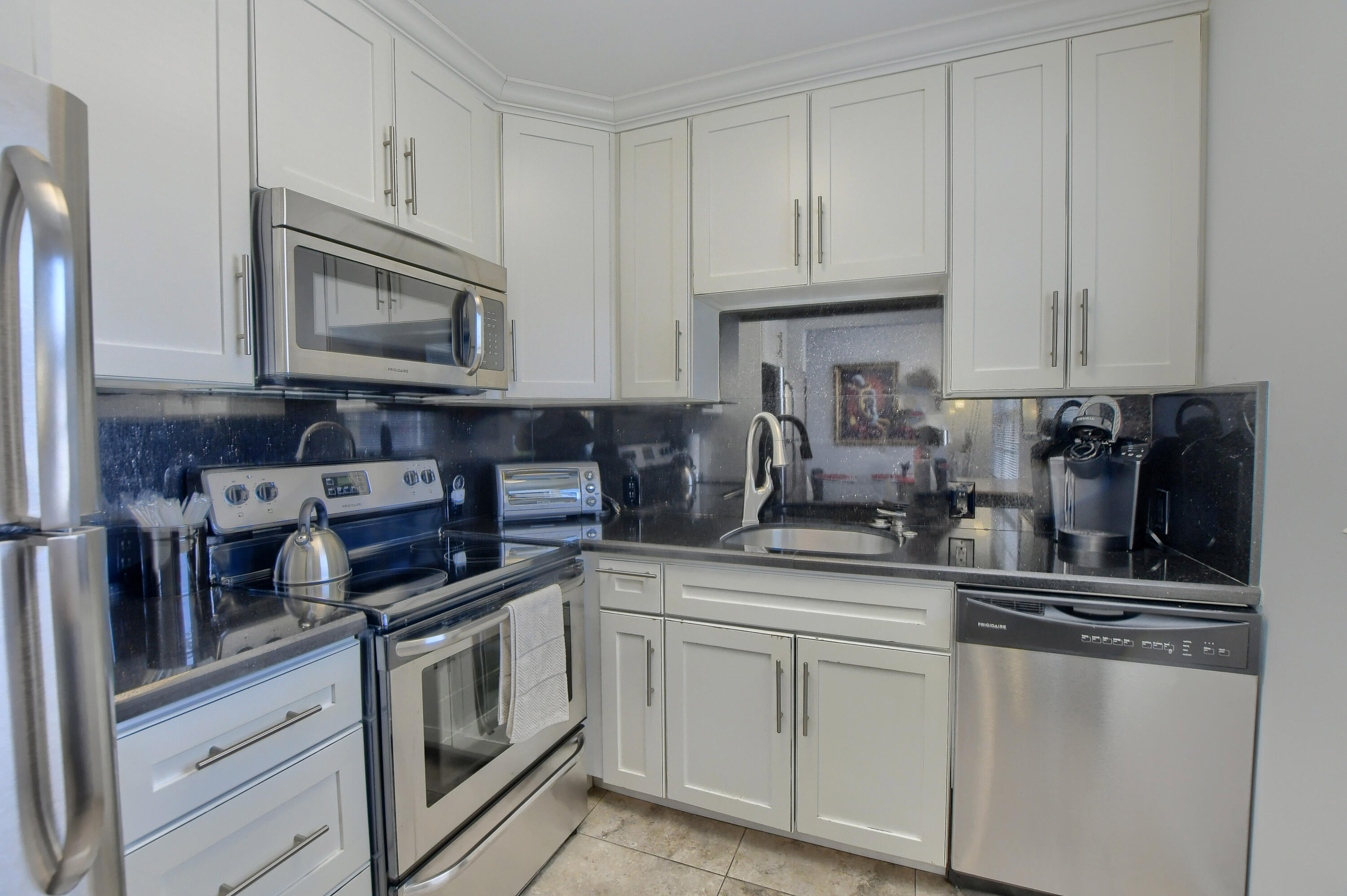 140 Fanshaw D Boca Raton, FL 33434 - Photo 1 of 24 EBF_3333-HDR(5)