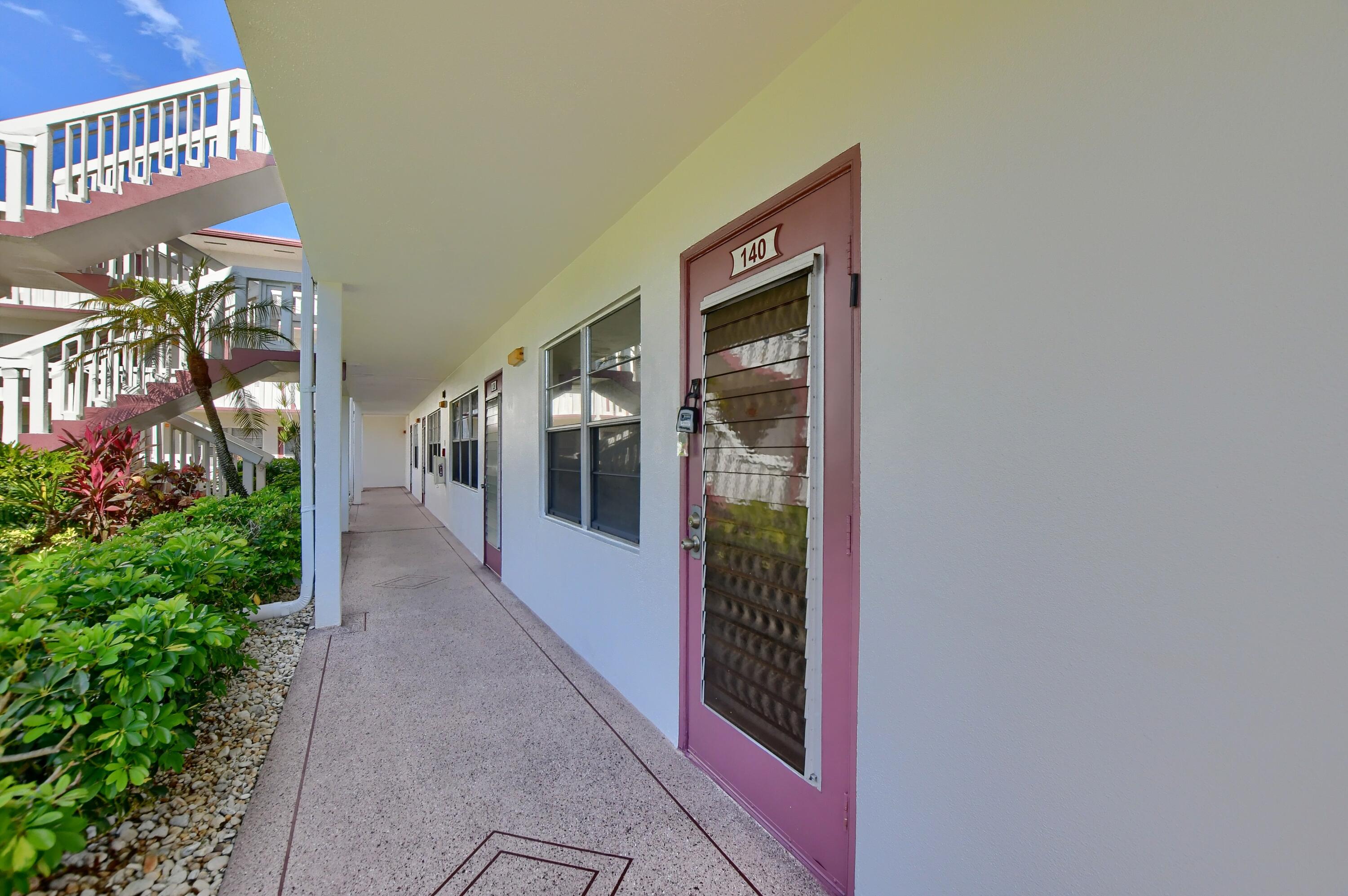 140 Fanshaw D Boca Raton, FL 33434 - Photo 10 of 24 EBF_3298-HDR(5)