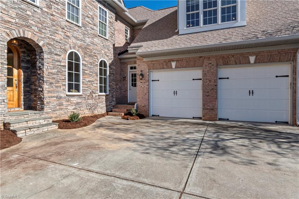 8388 Rocky River Road Harrisburg, NC 28075 - Photo 3 of 46