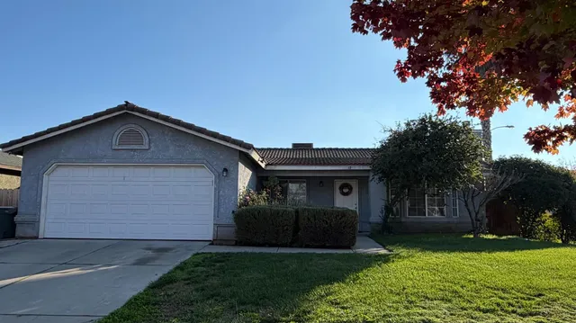 $380,000 | 12 East San Clemente Drive, Merced, CA 95341