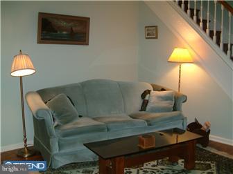 6 Green Valley Road Wallingford, PA 19086 - Photo 5 of 12 Living Room