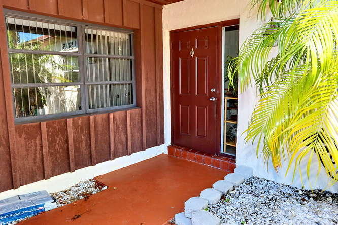 5115 Minto Road Boynton Beach, FL 33472 - Photo 5 of 25 5115 Minto Rd Boynton Beach FL-small-009