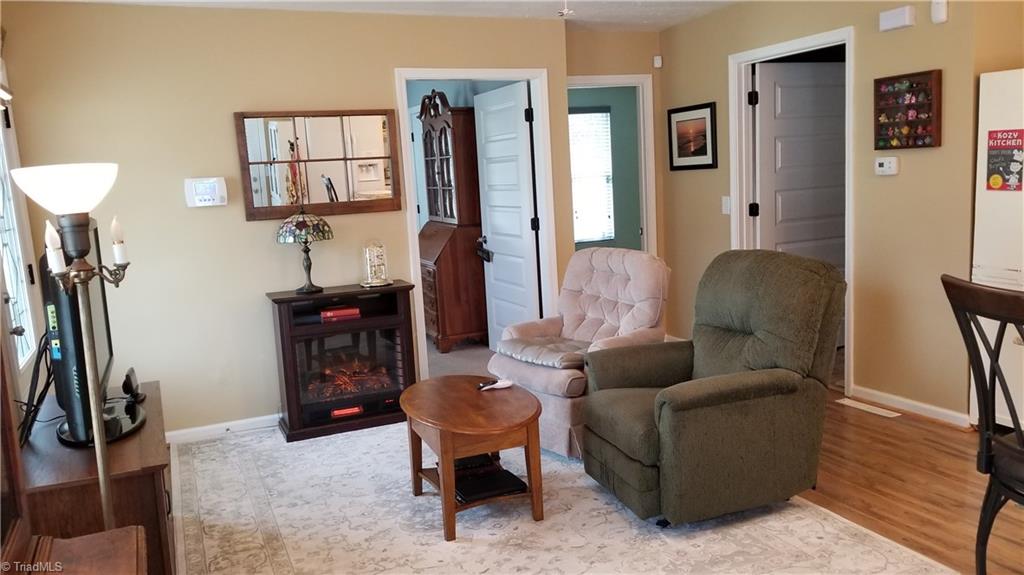 4982 Follansbee Road Winston-Salem, NC 27127 - Photo 5 of 20 Gallery Image 5