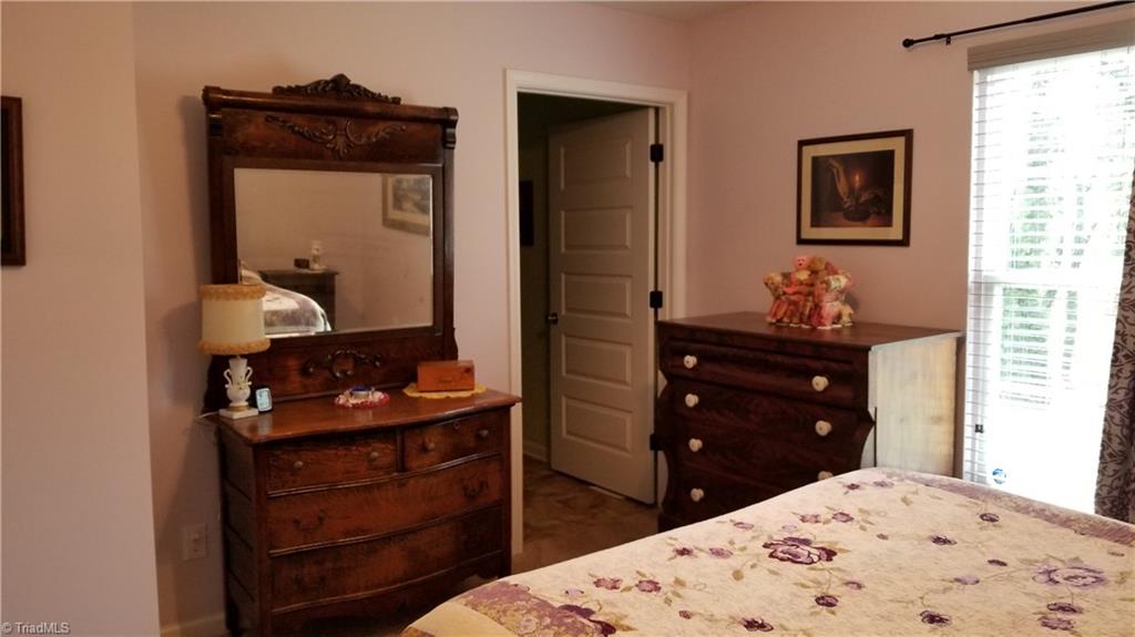 4982 Follansbee Road Winston-Salem, NC 27127 - Photo 8 of 20 Gallery Image 8