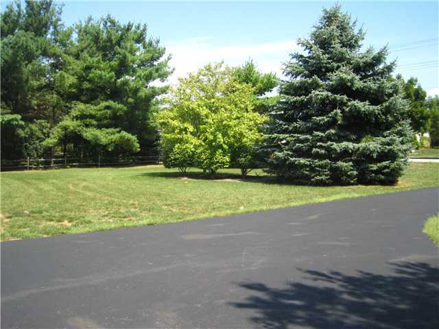 5627 Wilcox Road Dublin, OH 43016 - Photo 24 of 25 Gallery Image 24