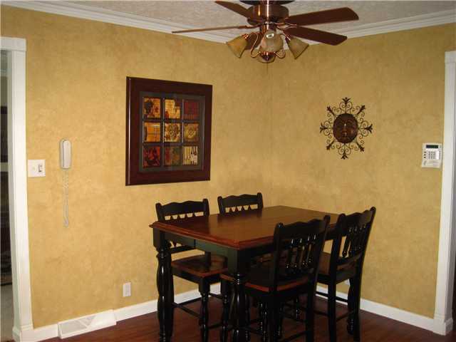 5627 Wilcox Road Dublin, OH 43016 - Photo 7 of 25 Gallery Image 7