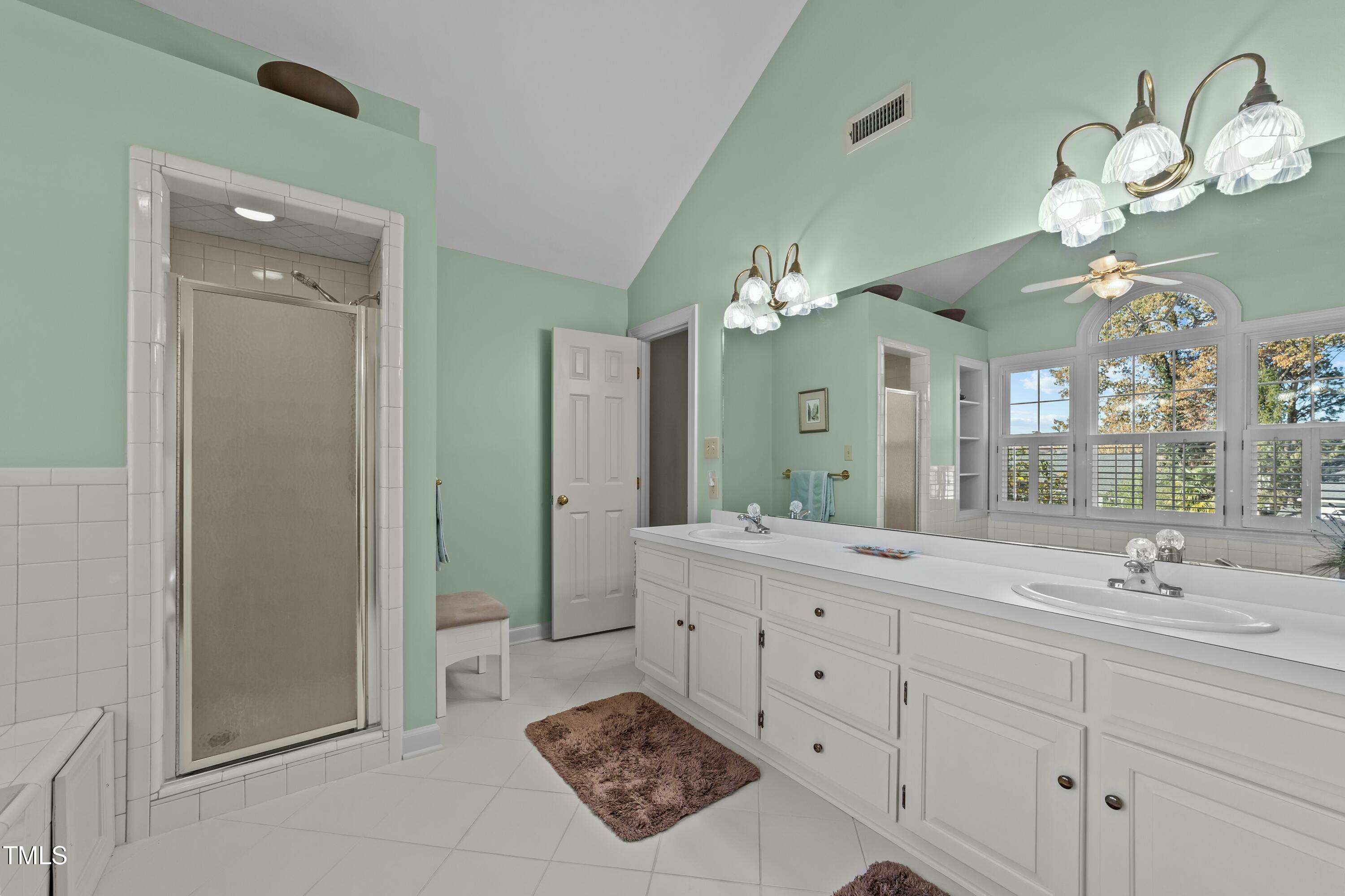 209 Kingsmill Road Cary, NC 27511 - Photo 30 of 54 Main Bath