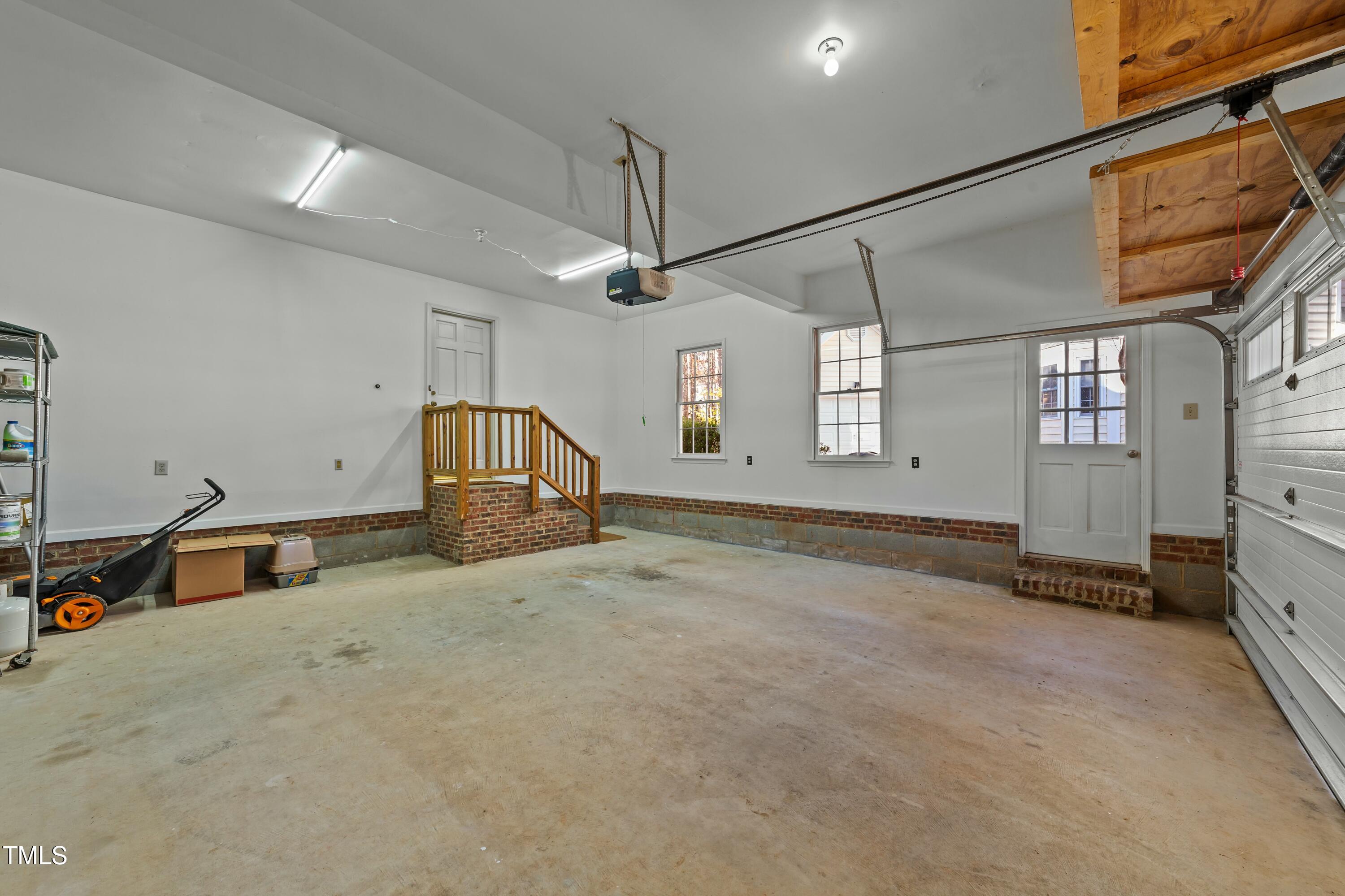 209 Kingsmill Road Cary, NC 27511 - Photo 36 of 54 Garage