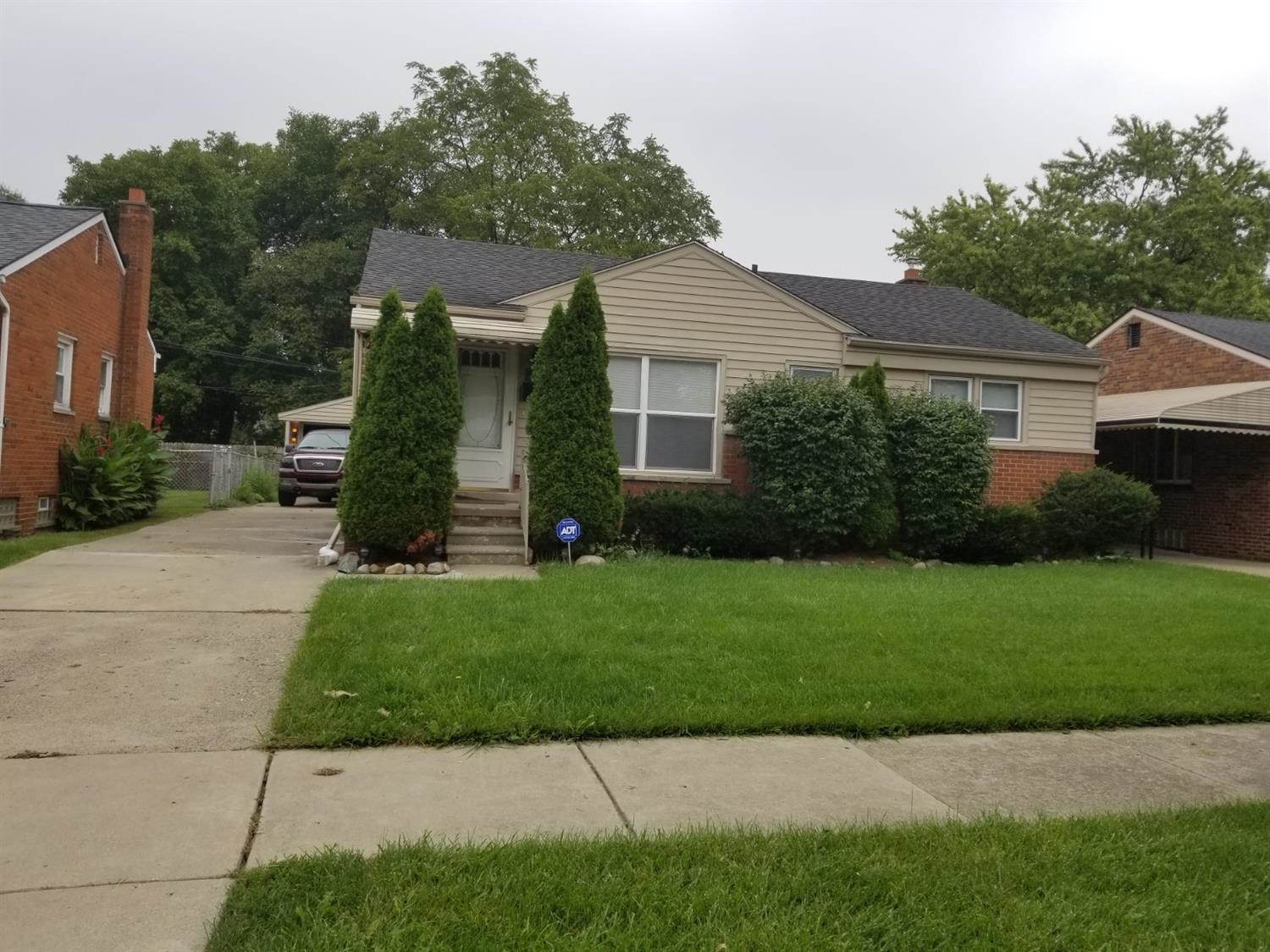 1419 Wellesley Street Inkster, MI 48141 - Photo 1 of 10 Photo 1