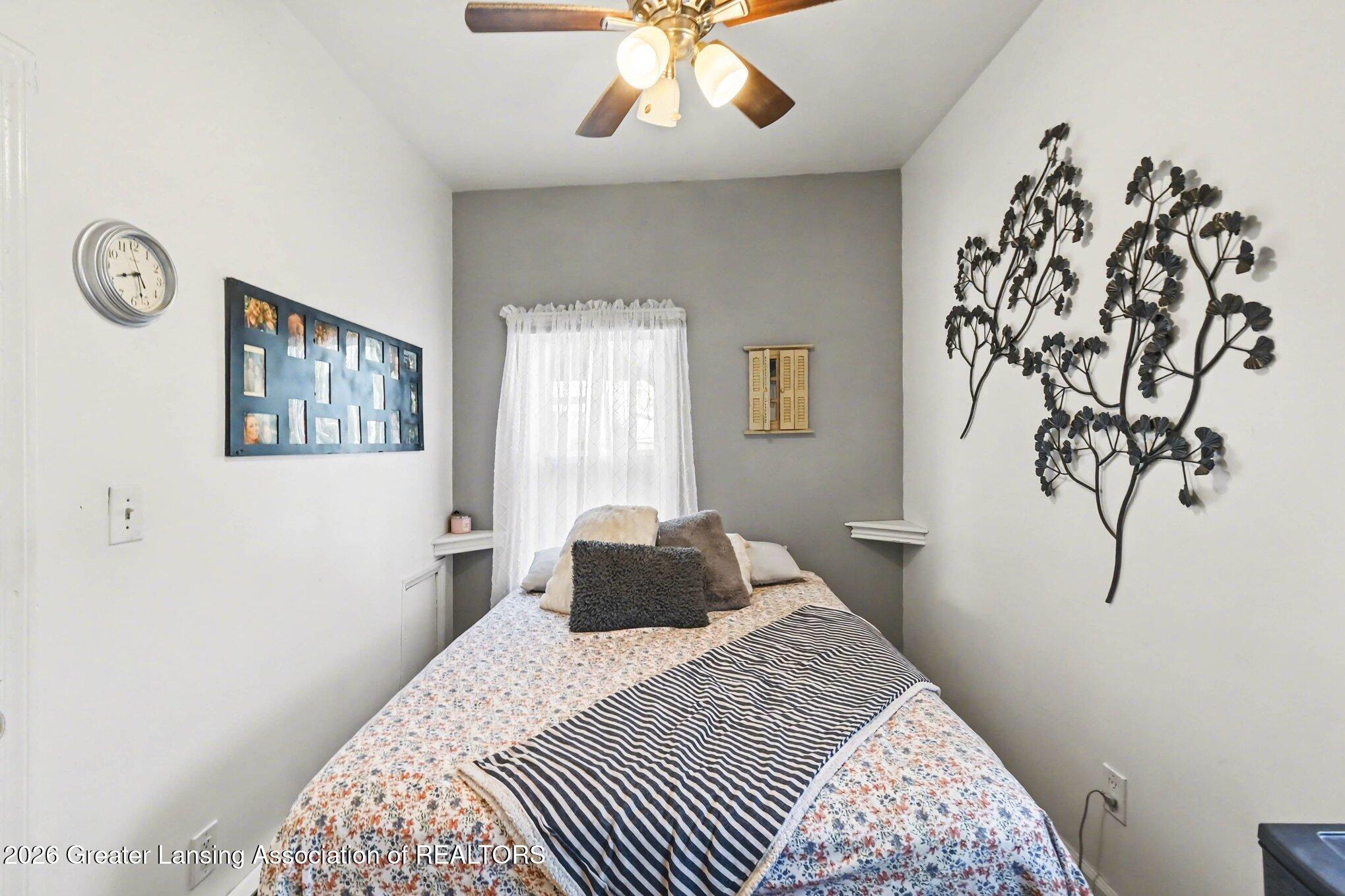514 North Walnut Street Lansing, MI 48933 - Photo 9 of 30 011_file_7406