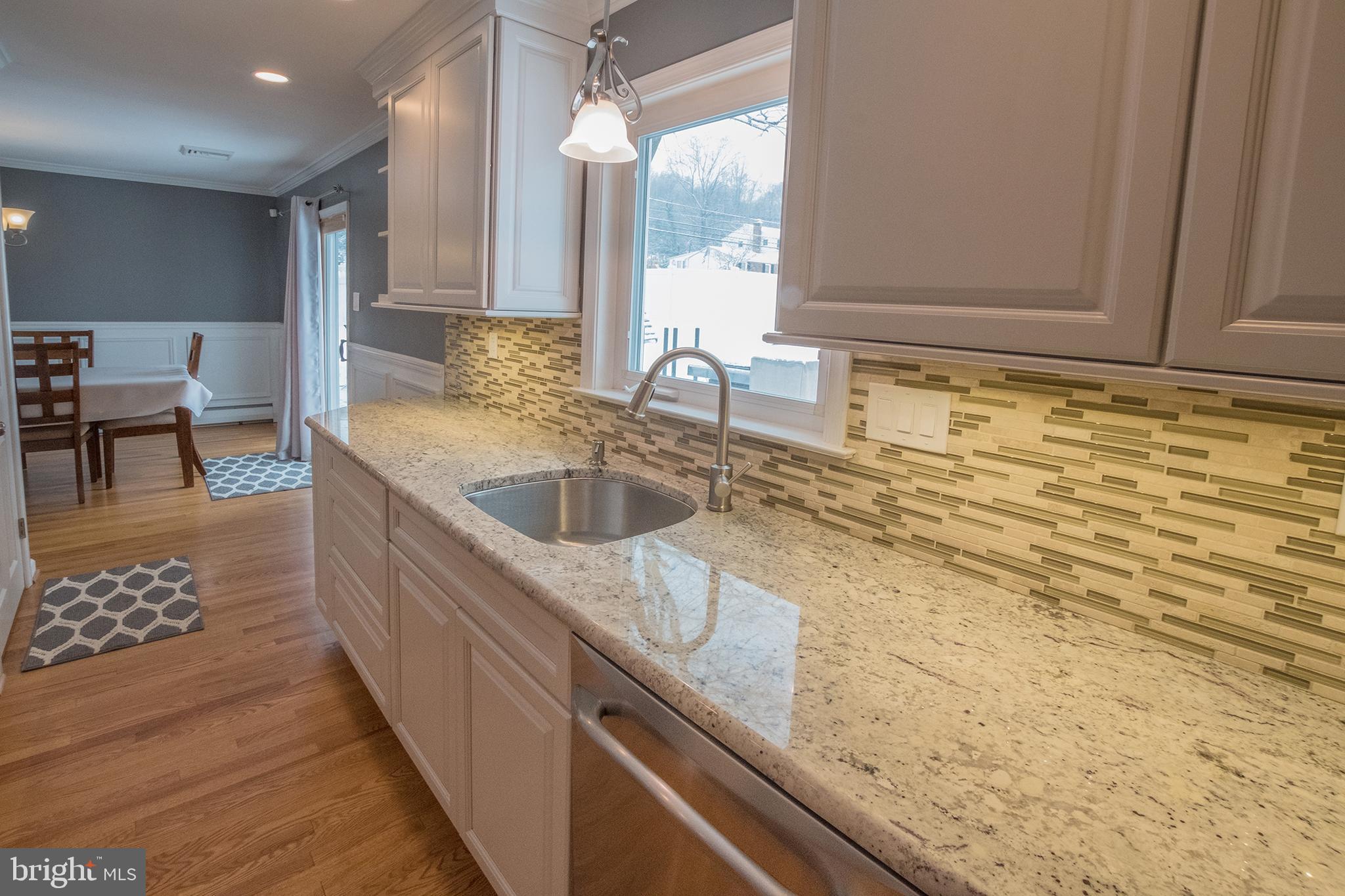 2100 Weir Road Aston, PA 19014 - Photo 3 of 17 Kitchen