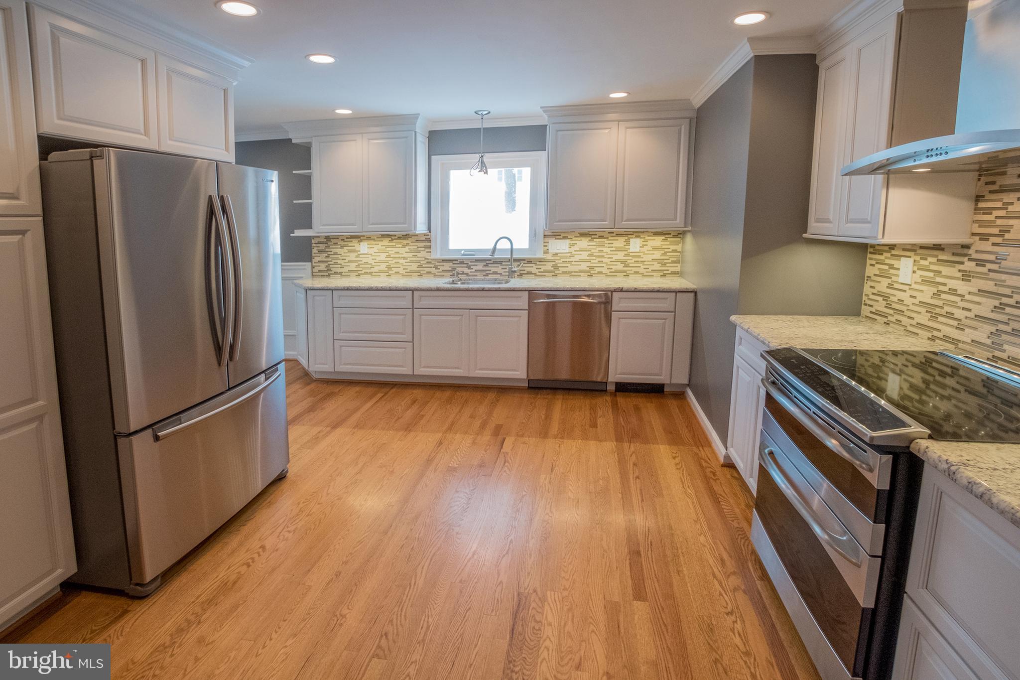 2100 Weir Road Aston, PA 19014 - Photo 5 of 17 Kitchen