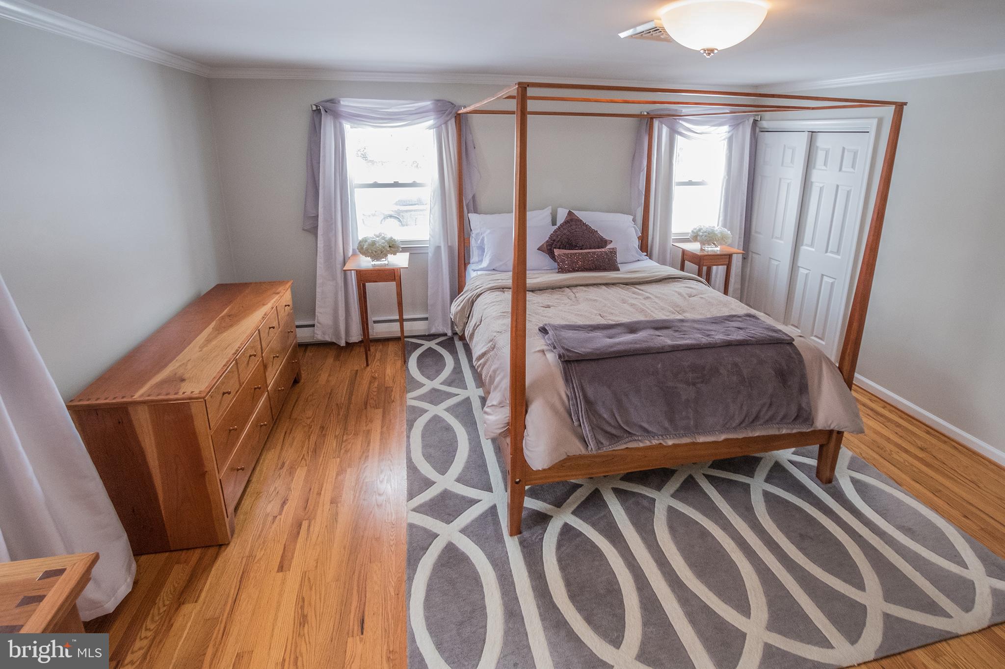 2100 Weir Road Aston, PA 19014 - Photo 7 of 17 Master bedroom