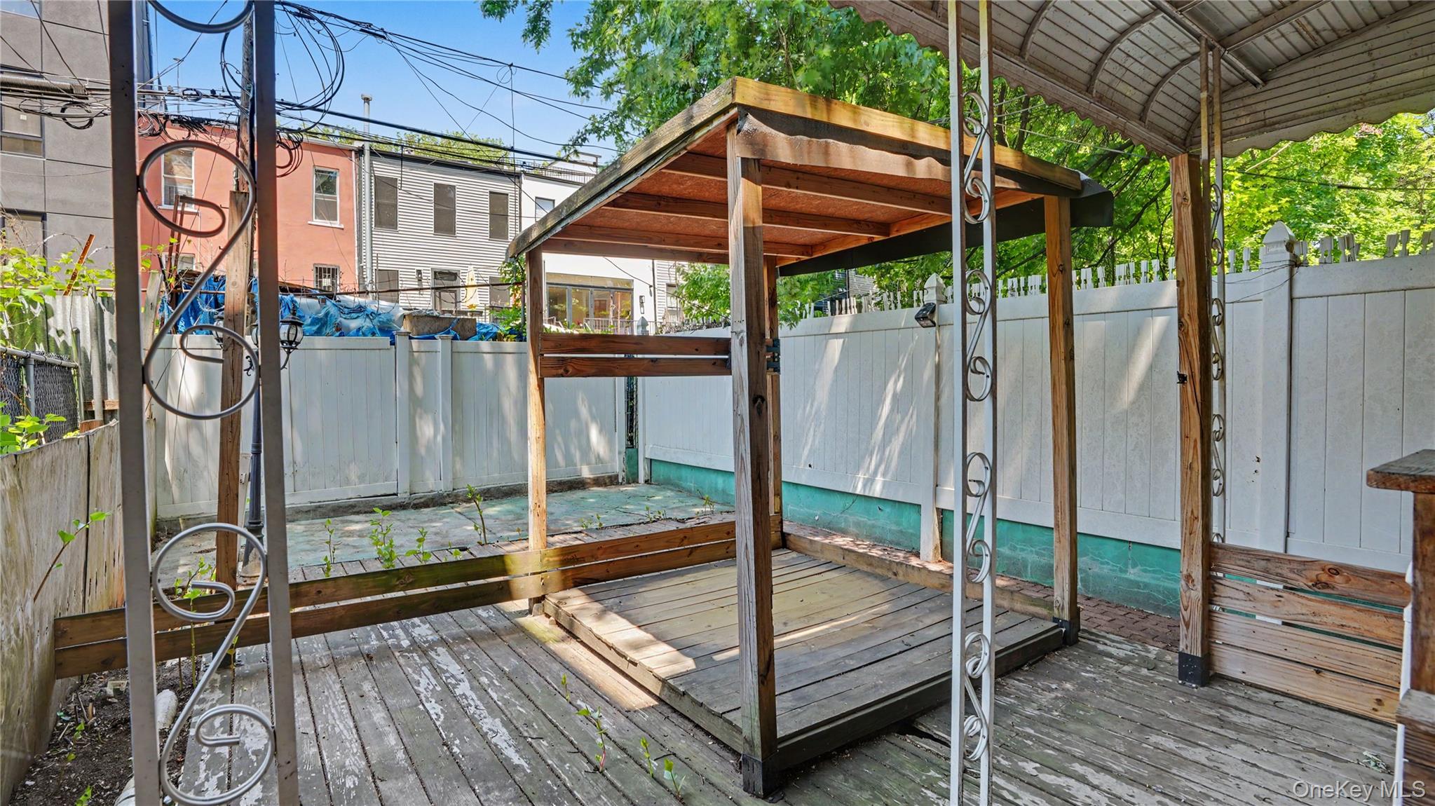 1117 Decatur Street Brooklyn, NY 11207 - Photo 10 of 41
