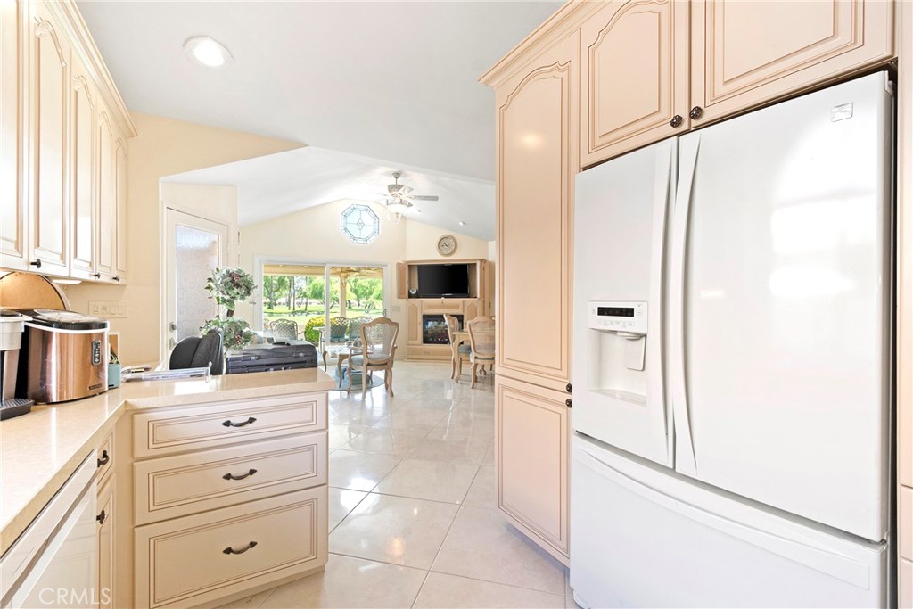 762 Torrey Pines Road Banning, CA 92220 - Photo 18 of 43