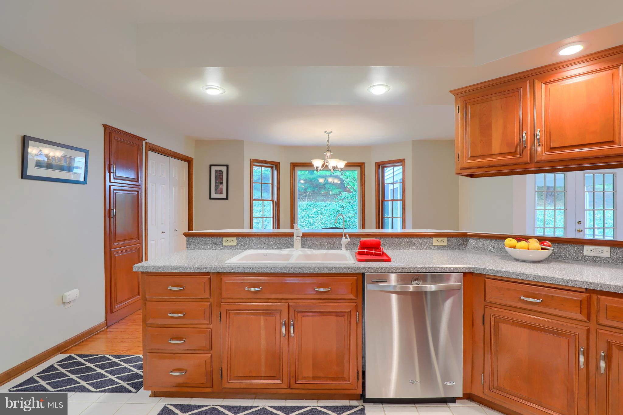 211 Evans Road Lititz, PA 17543 - Photo 10 of 37