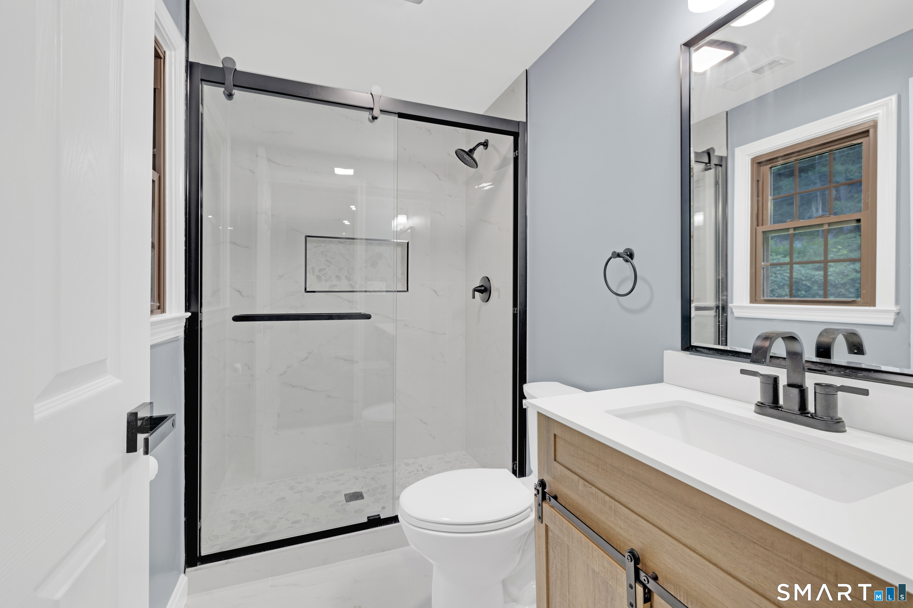 108 Riverside Road Newtown, CT 06482 - Photo 18 of 34