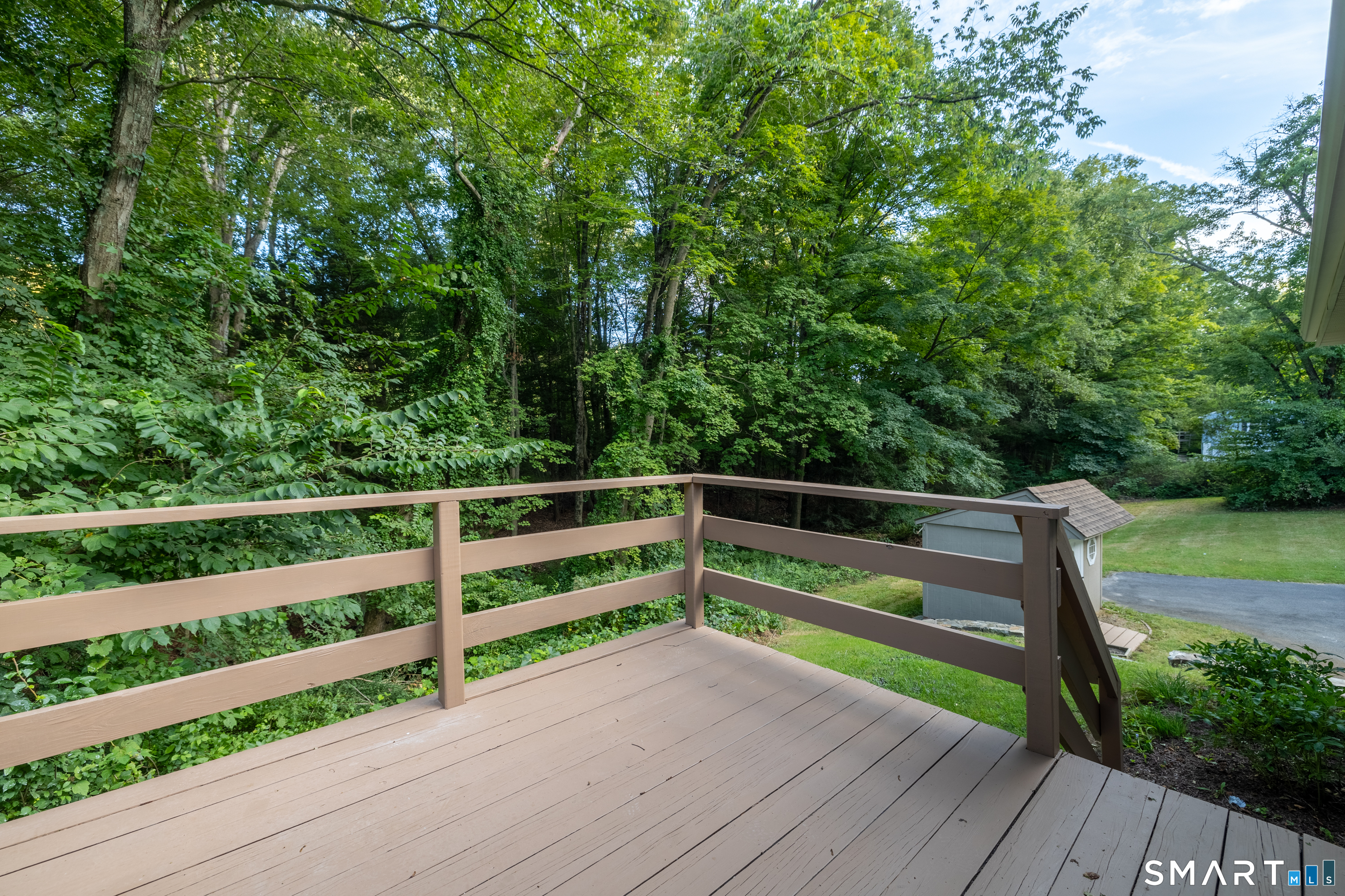 108 Riverside Road Newtown, CT 06482 - Photo 19 of 34