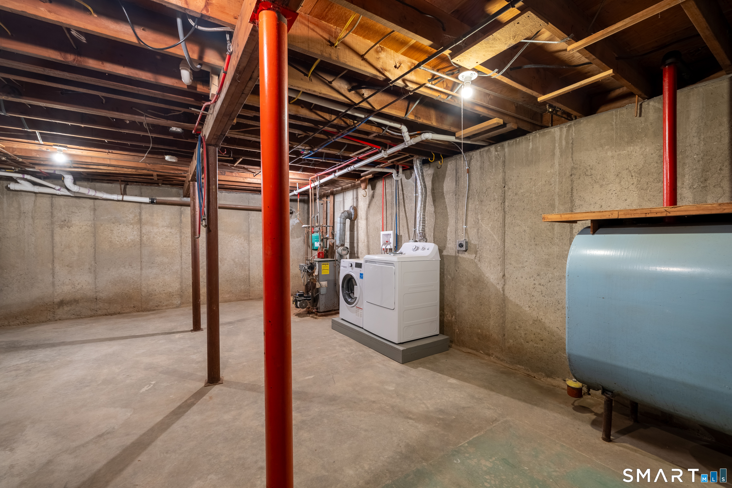 108 Riverside Road Newtown, CT 06482 - Photo 27 of 34