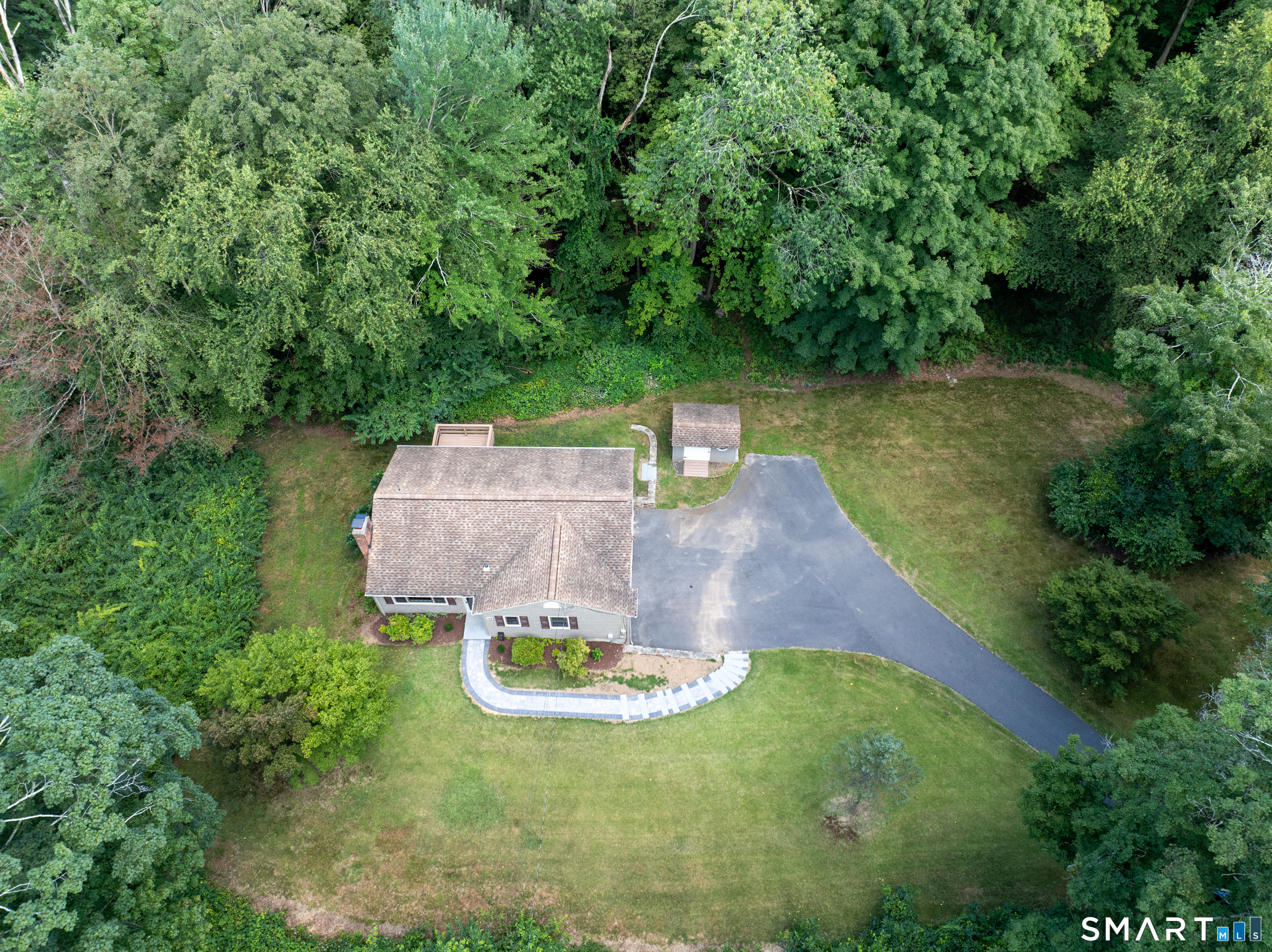 108 Riverside Road Newtown, CT 06482 - Photo 33 of 34