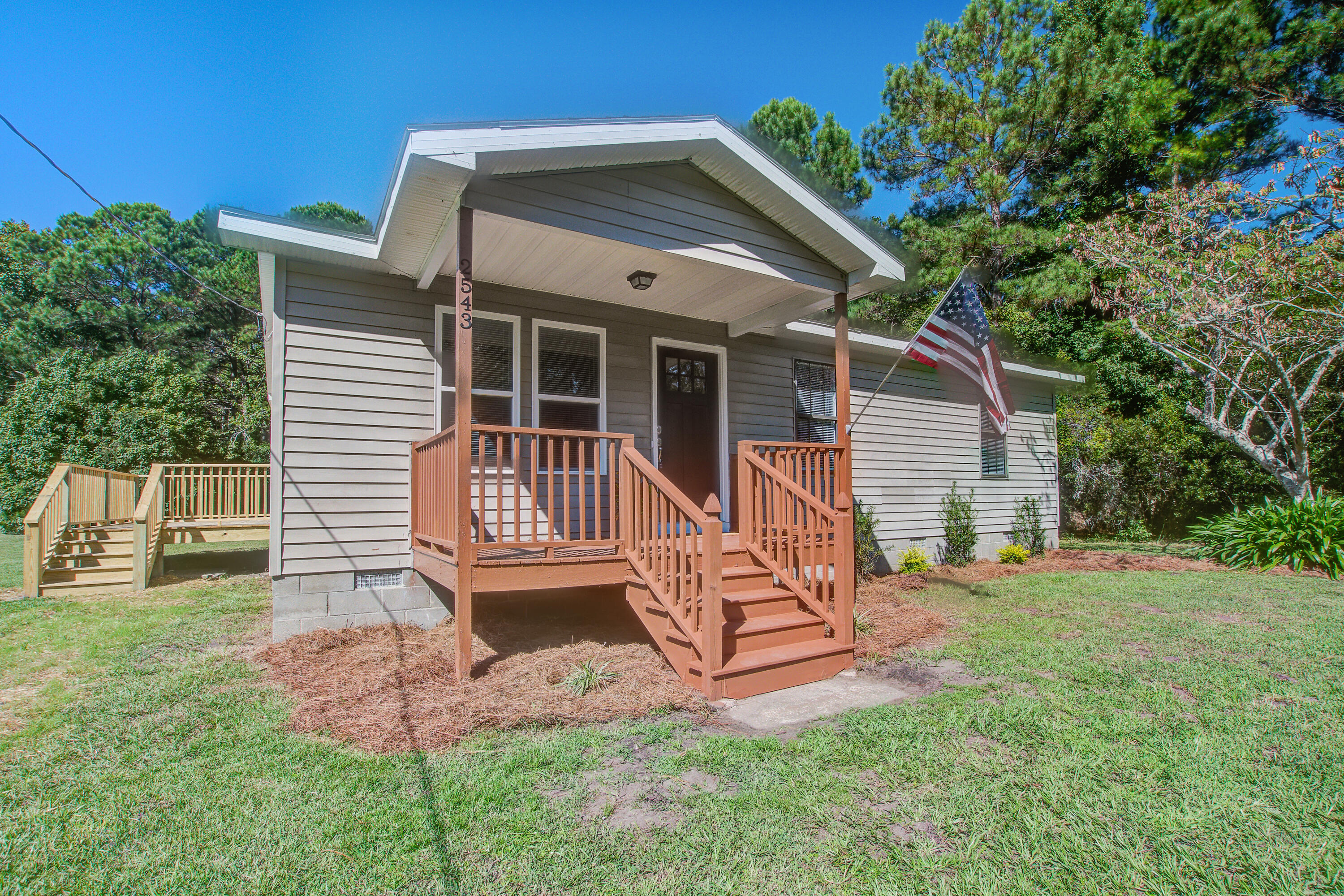 2543 Gibbs Road Johns Island, SC 29455 - Photo 5 of 28 2543 (3)