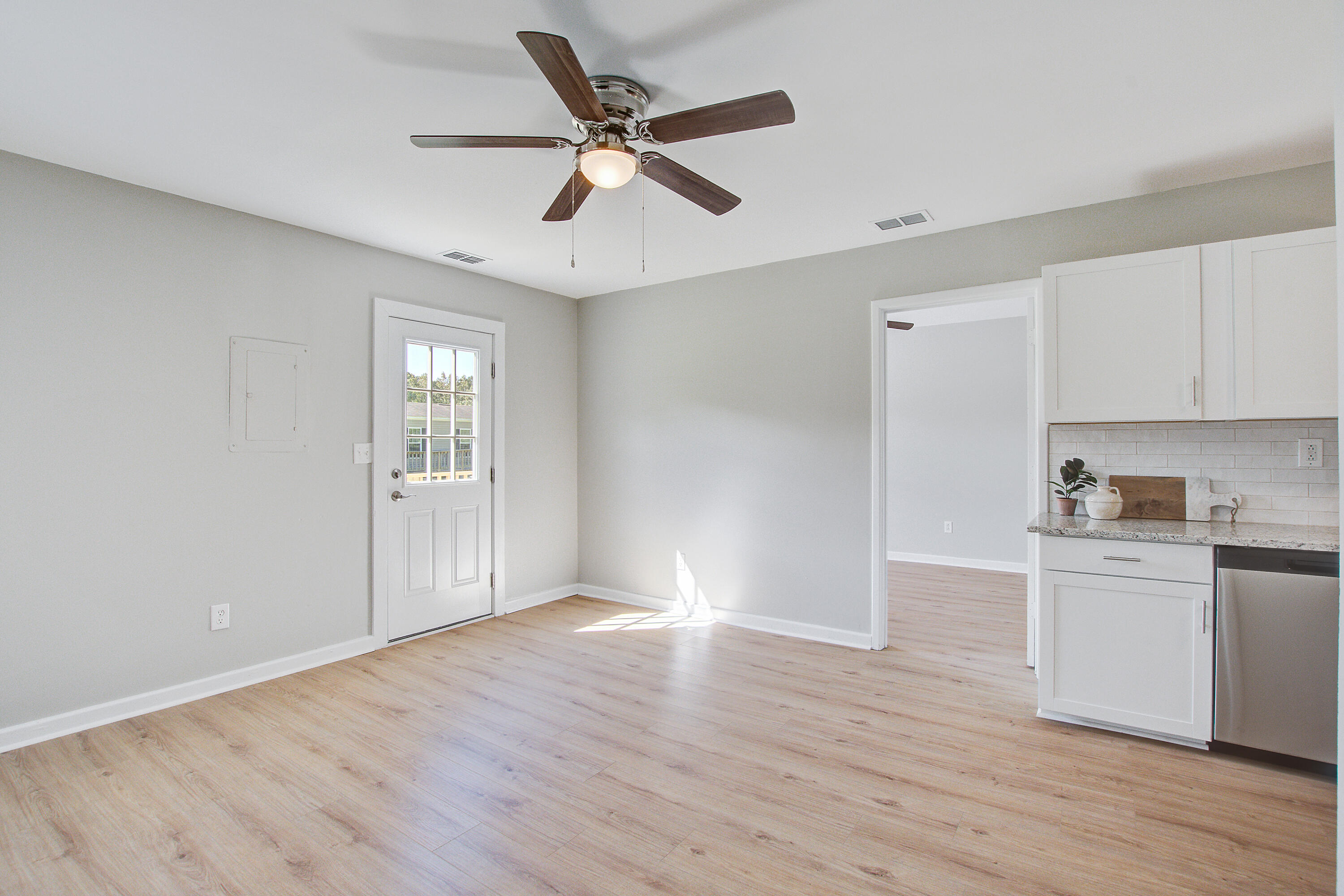 2543 Gibbs Road Johns Island, SC 29455 - Photo 9 of 28 2543 (7)