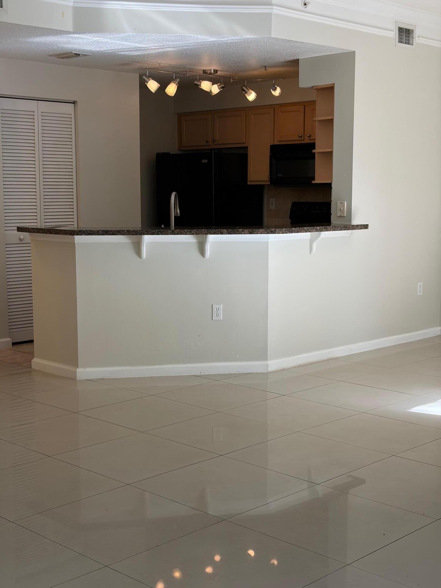 175 Galicia Way, Unit 209 Jupiter, FL 33458 - Photo 2 of 11 IMG_0556