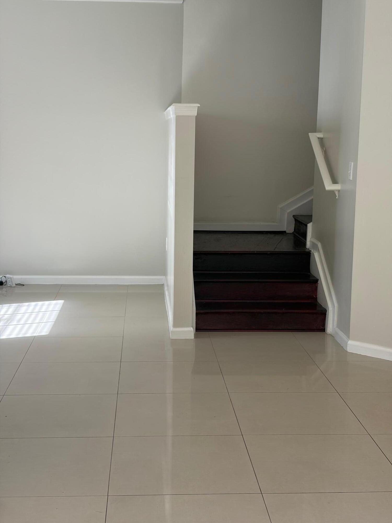 175 Galicia Way, Unit 209 Jupiter, FL 33458 - Photo 4 of 11 IMG_0557