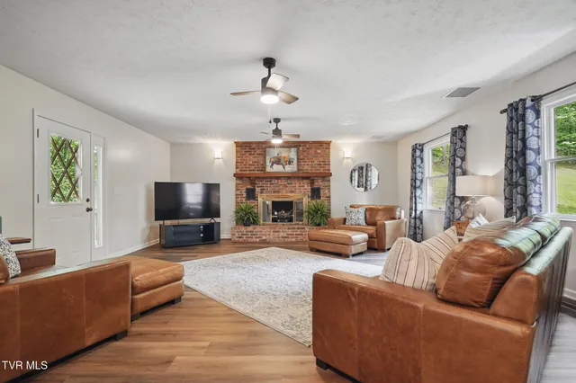 $449,000 | 8466 Courtland Road, Wise, VA 24293