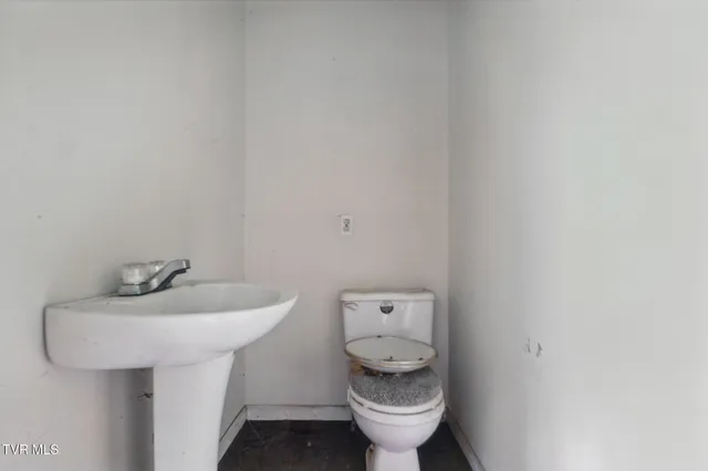 $449,000 | 8466 Courtland Road, Wise, VA 24293