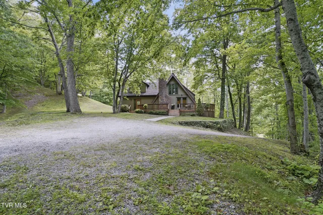 $449,000 | 8466 Courtland Road, Wise, VA 24293