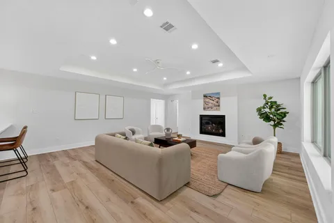 $675,000 | 1726 Maux Drive, Houston, TX 77080
