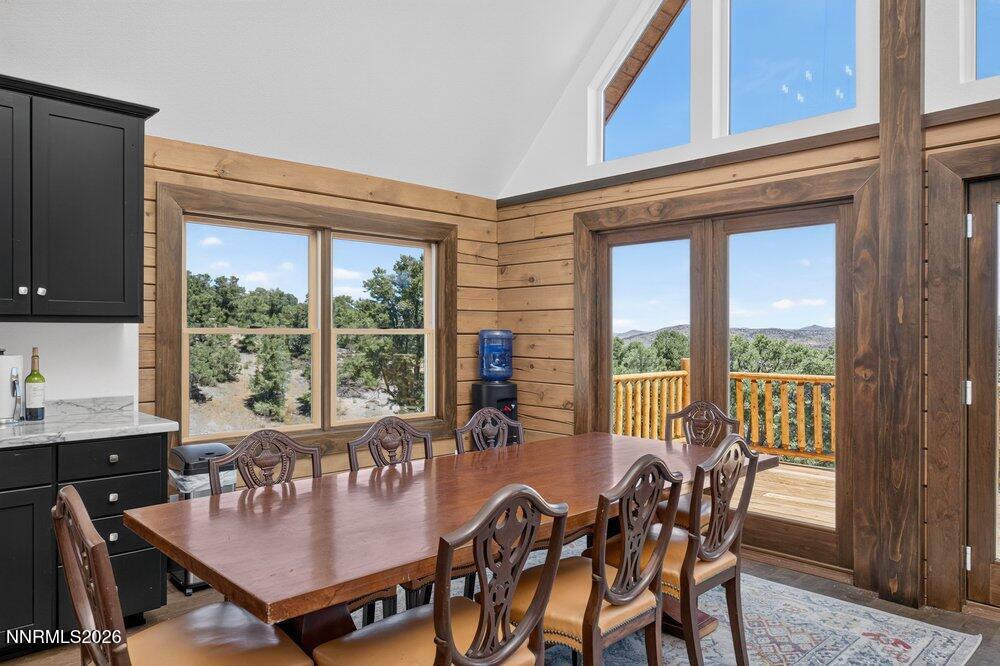 21545 Stallion Road Reno, NV 89521 - Photo 11 of 28 dining