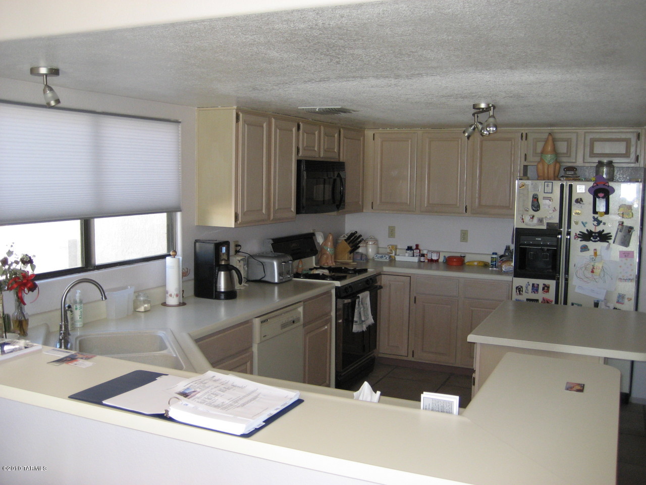 211 Blackstone Road Tucson, AZ 85755 - Photo 3 of 25