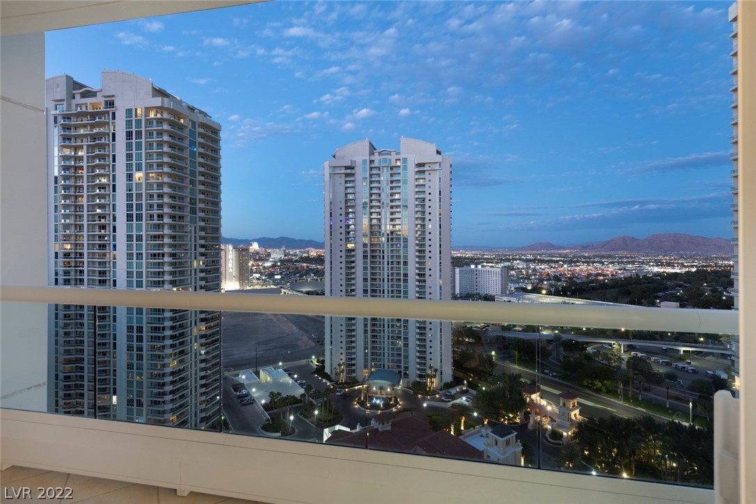 2877 Paradise Road, Unit 2402 Las Vegas, NV 89109 - Photo 17 of 23 Gallery Image 17