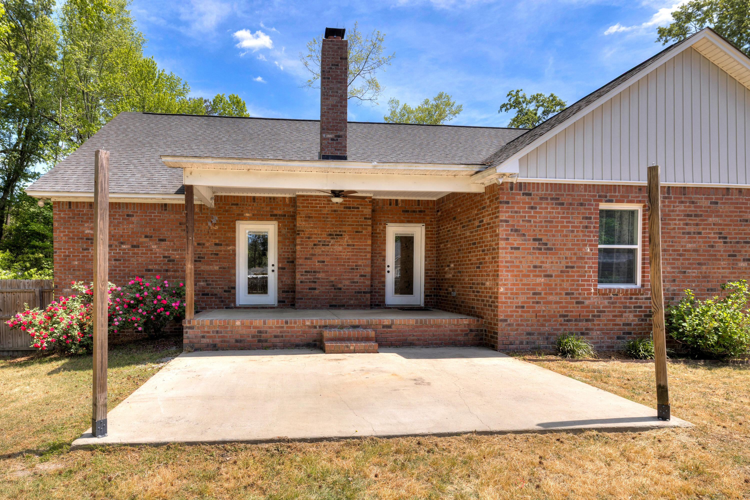 2119 Tanglewood Road Sumter, SC 29154 - Photo 11 of 35